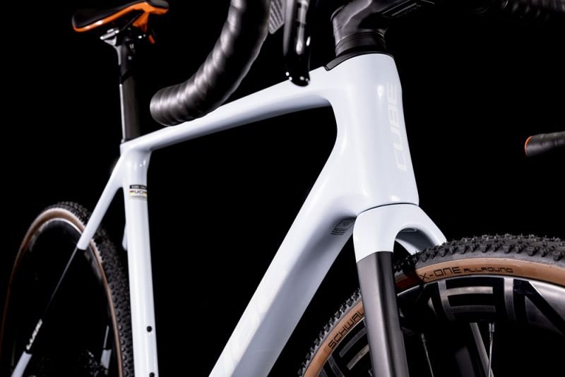 Cube Cross Race C:68X SLT frostwhite´n´orange