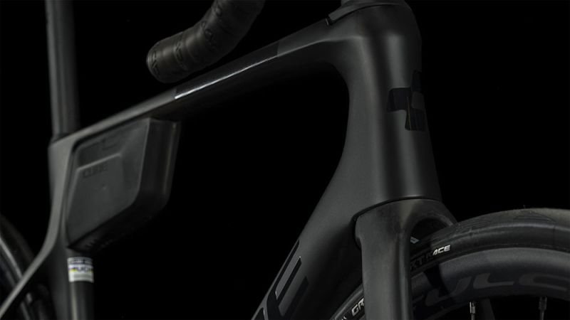 Cube Agree C:62 Race carbon´n´black